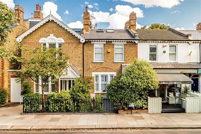 4 Bedroom Property For Sale In Church Road, Teddington, TW11