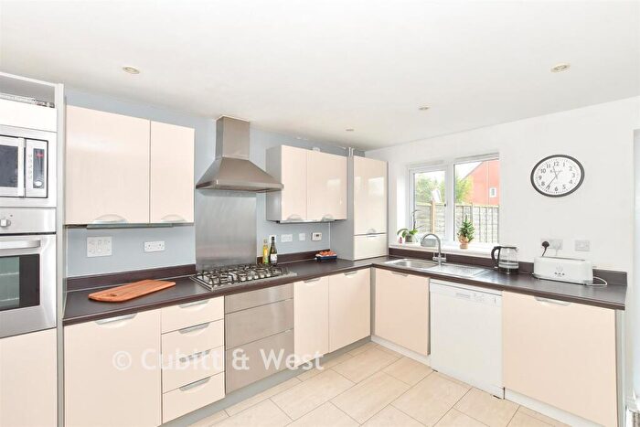 4 Bedroom Terraced House For Sale In Grayrigg Road, Crawley, West Sussex, RH10