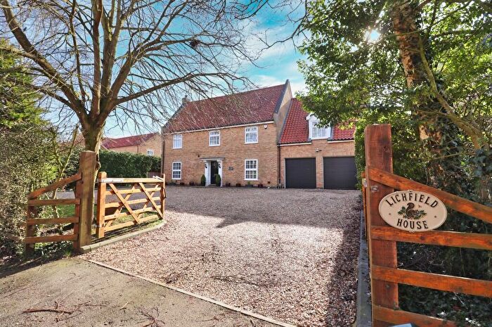 5 Bedroom Detached House For Sale In Blackthorn Lane, Cammeringham, LN1