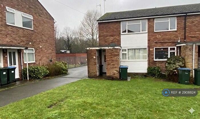 2 Bedroom Maisonette To Rent In Crowmere Road, Coventry, CV2