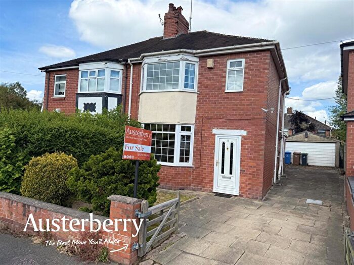 3 Bedroom Semi-Detached House To Rent In Brinsley Avenue, Trentham, Stoke-On-Trent, ST4