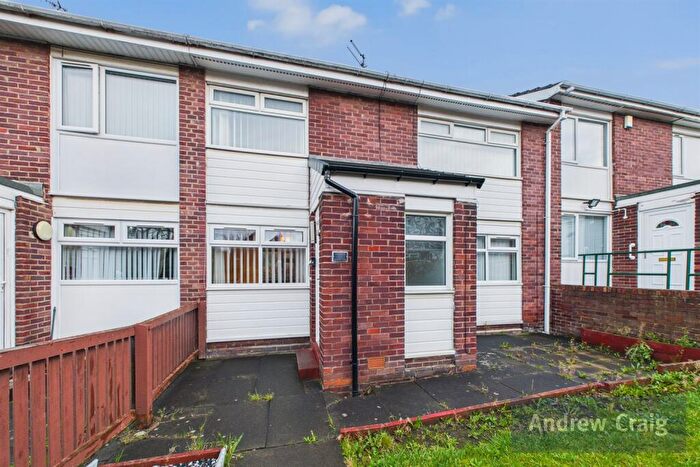 2 Bedroom Terraced House For Sale In Fisherwell Road, Pelaw, NE10
