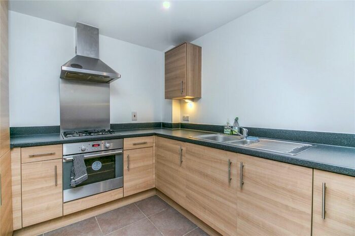 2 Bedroom Apartment To Rent In Babik Court, Shacklewell Lane, London, E8