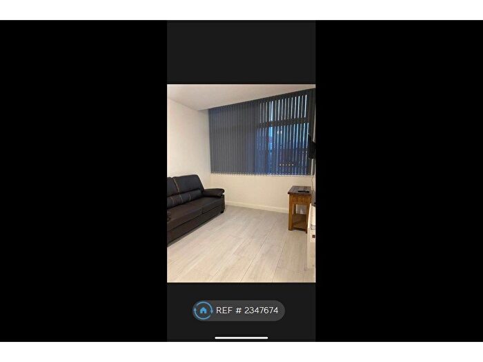 Studio To Rent In Nantwich House, Crewe, CW2