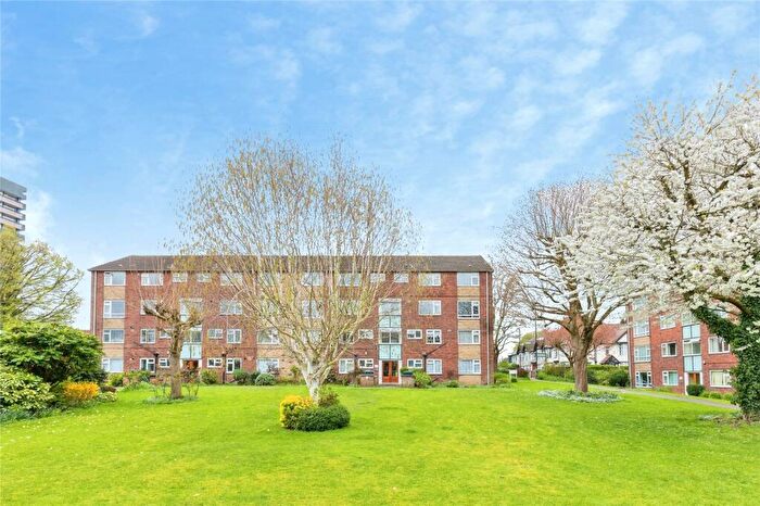 3 Bedroom Flat For Sale In St. Nicholas Street, Coventry, West Midlands, CV1