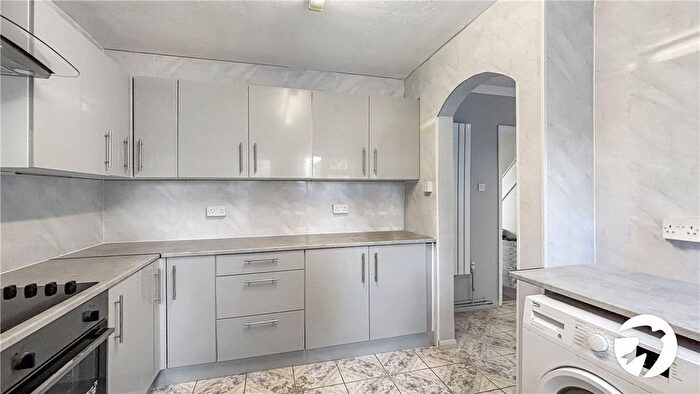 3 Bedroom Terraced House To Rent In Burrfield Drive, Orpington, BR5