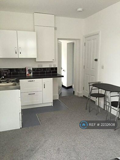 Studio To Rent In Moseley Avenue, Coventry, CV6