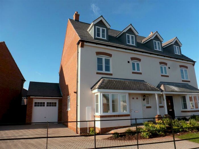 4 Bedroom House To Rent In Teasdale Place, Chase Meadow, Warwick, CV34