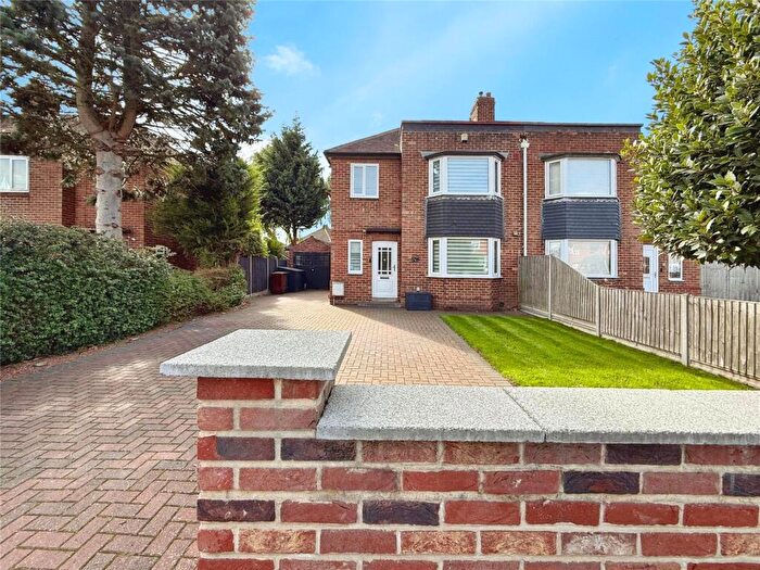 3 Bedroom Semi-Detached House For Sale In Doddington Road, Lincoln, Lincolnshire, LN6