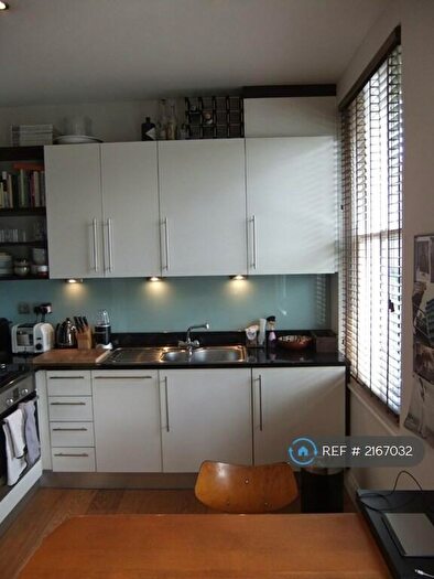 1 Bedroom Flat To Rent In Greenwood Road, London, E8