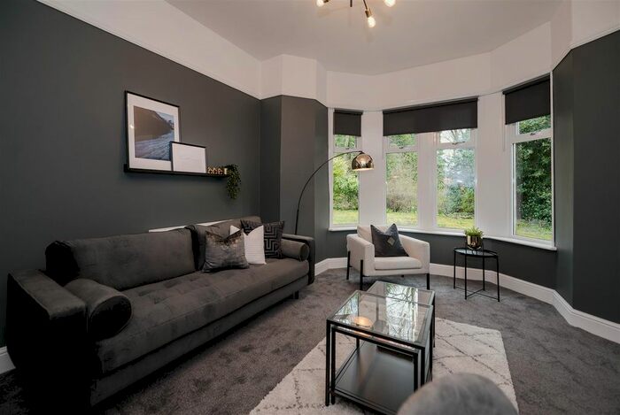 2 Bedroom Flat To Rent In Newton Villas, Chapeltown Road, Leeds, LS7