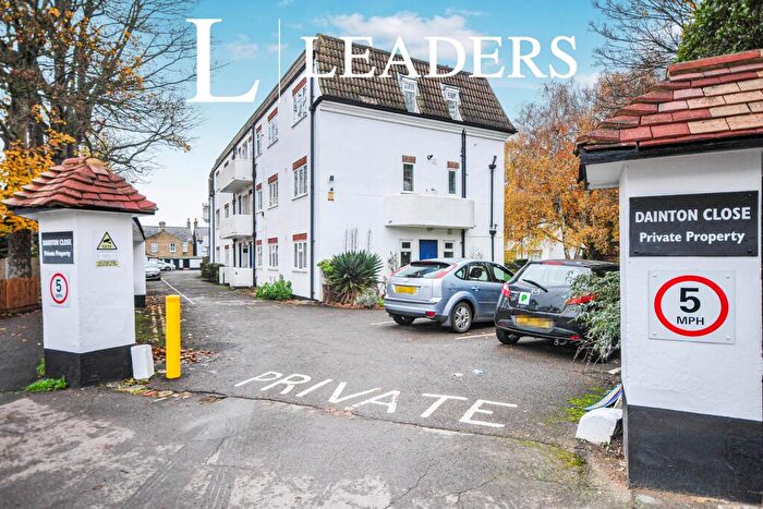 2 Bedroom Apartment To Rent In Dainton Close, BR1