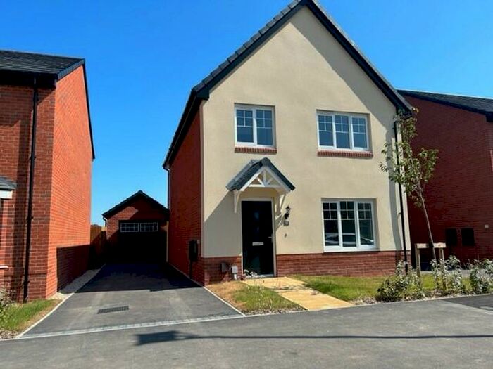 4 Bedroom House To Rent In Moat Lane, Chester, CH4