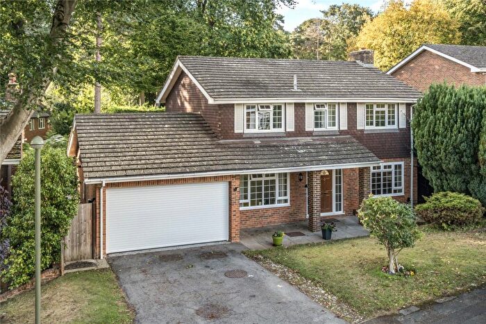 5 Bedroom Detached House For Sale In Stockwood Rise, Camberley, Surrey, GU15