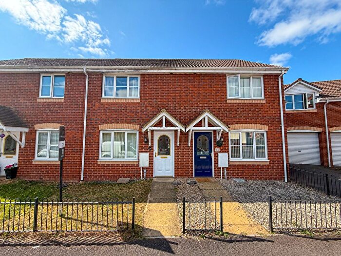 2 Bedroom Terraced House To Rent In Severn Drive, Taunton, TA1