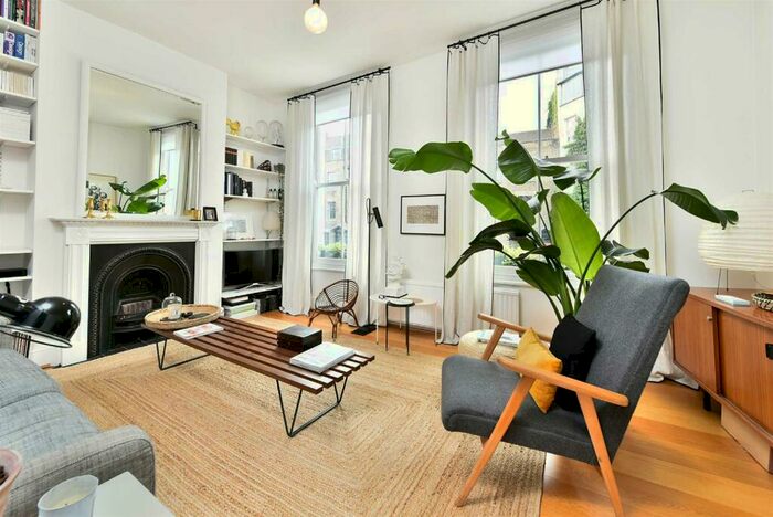 2 Bedroom Flat To Rent In Cross Street, Angel, N1