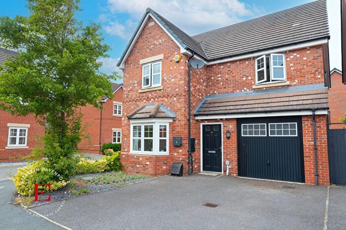 4 Bedroom Detached House For Sale In Massey Close, Coventry, CV4