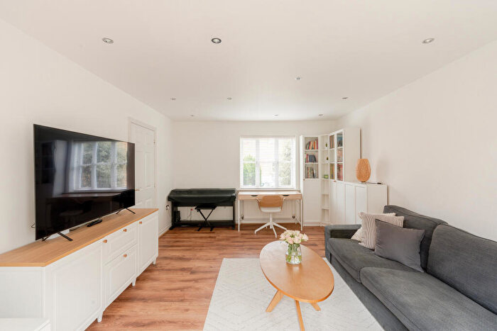 4 Bedroom Detached House For Sale In Riviera Way, Stoke Gifford, Bristol, BS34