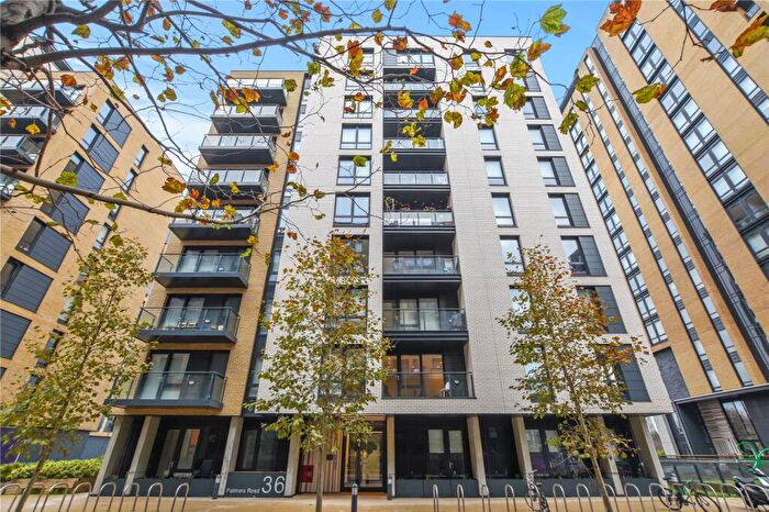 2 Bedroom Flat To Rent In Graphite Point, Palmers Road, London, E2