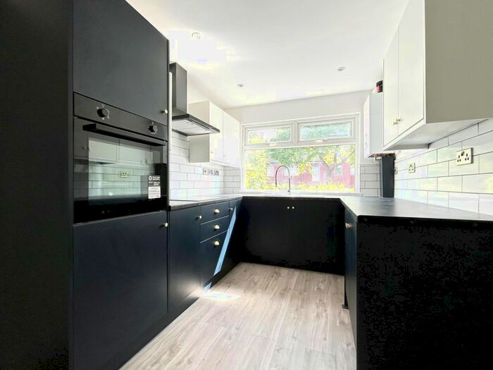 3 Bedroom Property To Rent In Sextant Close, Murdishaw, Runcorn, WA7