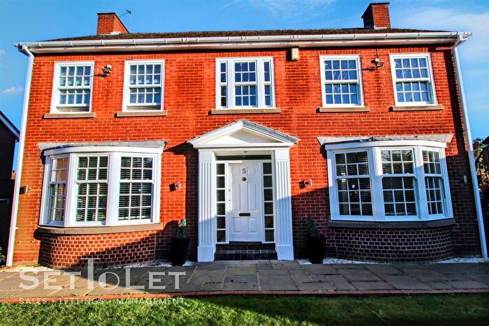 4 Bedroom Detached House To Rent In Cranborne Gardens, Oadby, Leicester, LE2