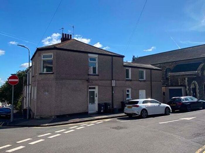 1 Bedroom Flat To Rent In Studio Flat. Blewitt Street, Newport, NP20