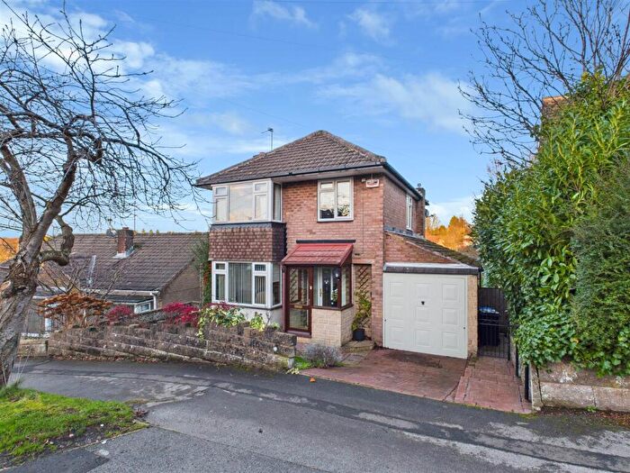 3 Bedroom Detached House For Sale In St. Quentin Drive, Bradway, Sheffield, S17