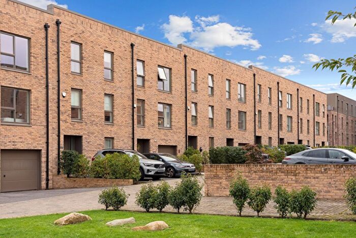 5 Bedroom Town House For Sale In Training Place, Jordanhill, Glasgow, G13