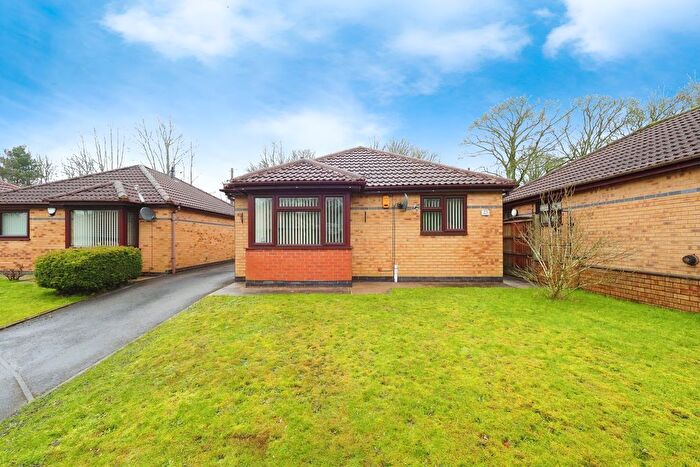 2 Bedroom Detached Bungalow For Sale In Birchwood Park, Mansfield, NG19