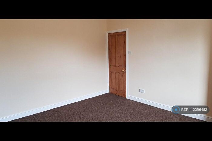1 Bedroom Terraced House To Rent In Denton Terrace, Morley, Leeds, LS27