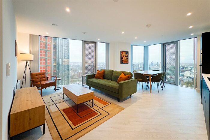 2 Bedroom Apartment To Rent In Vista River Tower, M3