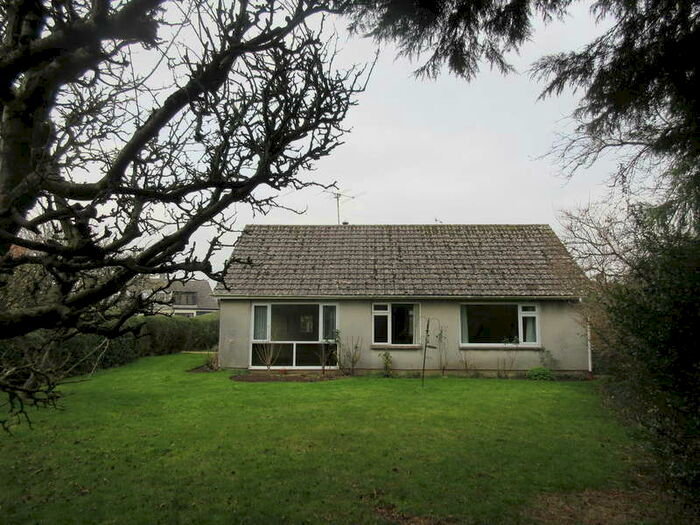 3 Bedroom Detached Bungalow To Rent In Newleaze Park, Broughton Gifford, SN12