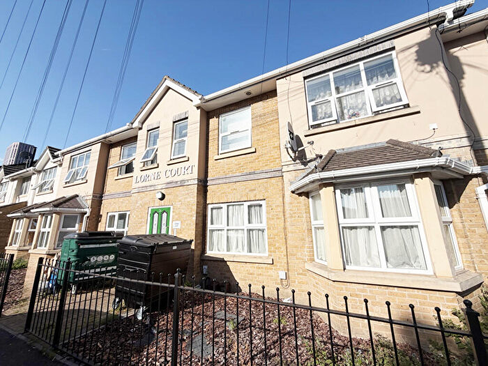 1 Bedroom Apartment To Rent In Queens Road, London, E17