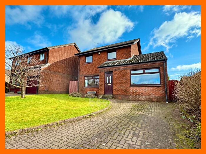 4 Bedroom Detached House For Sale In Spiers Avenue, Beith, KA15