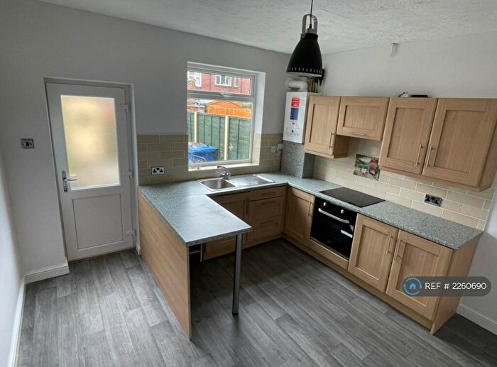 2 Bedroom Terraced House To Rent In Lockwood Street, Stoke On Trent, ST2