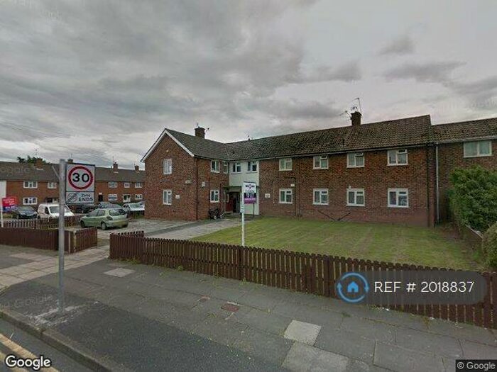 2 Bedroom Flat To Rent In New Hey Road, Wirral, CH49