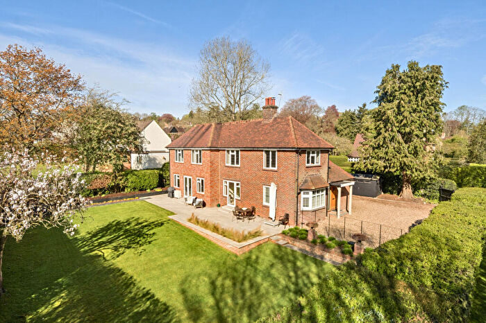 5 Bedroom Detached House For Sale In Bernards Close, Great Missenden, HP16