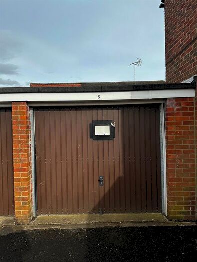 Garage / Parking To Rent In Trent Court, Andover, SP10