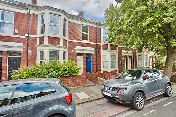 3 Bedroom Flat To Rent In Doncaster Road, Sandyford, Newcastle Upon Tyne, NE2
