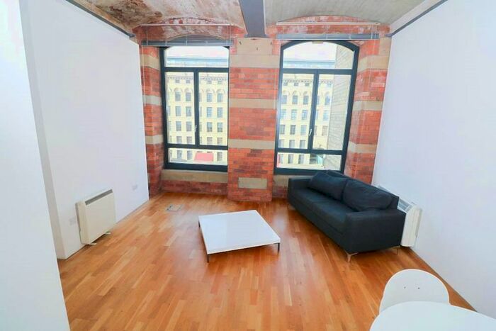 1 Bedroom Flat To Rent In Velvet Mill, Lister Mills BD9