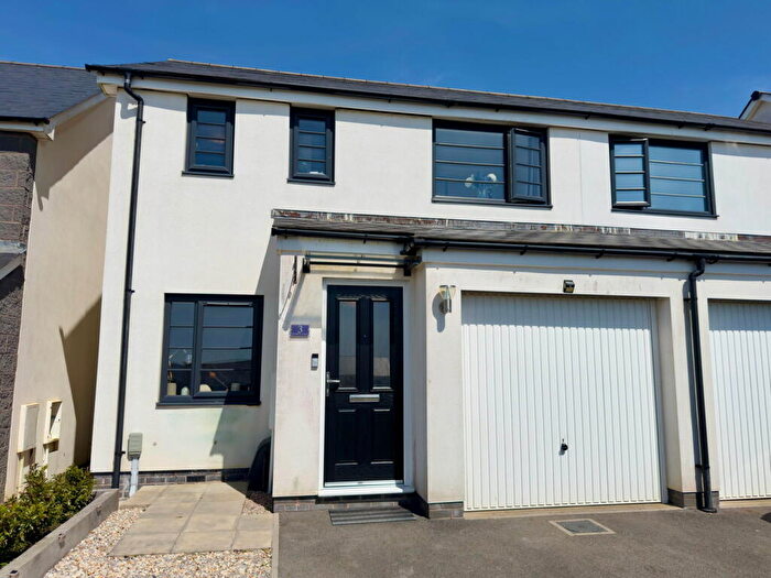 3 Bedroom Semi Detached House For Sale In Downing Street, Bodmin, PL31