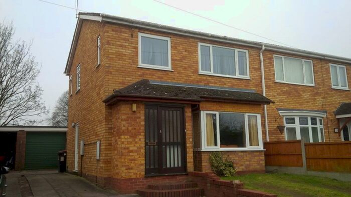 4 Bedroom Semi-Detached House To Rent In Leigh Road, Newport, TF10