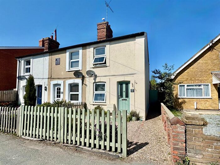 2 Bedroom End Of Terrace House For Sale In High Street, Southminster, CM0