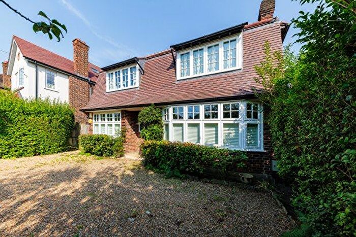 4 Bedroom Detached House To Rent In Barham Road, London, SW20