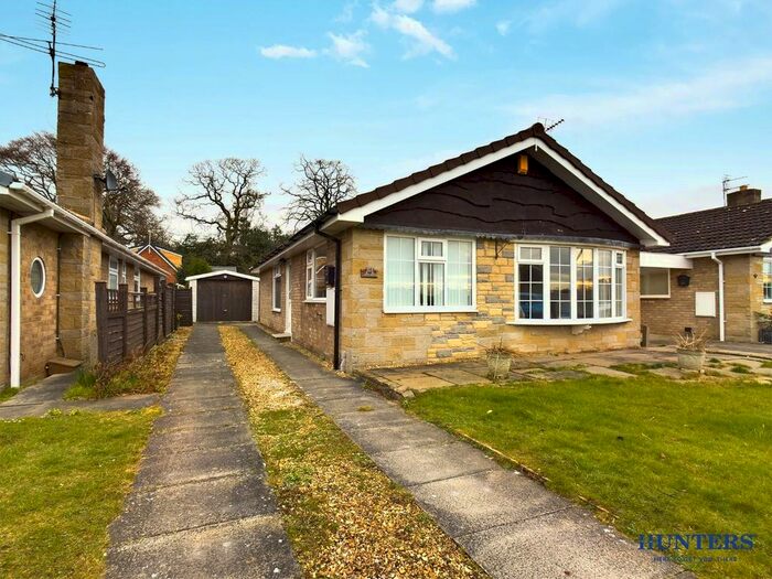 2 Bedroom Detached Bungalow For Sale In Huntsmans Lane, Stamford Bridge, York, YO41