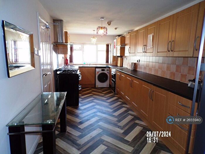 9 Bedroom End Of Terrace House To Rent In Derby Road, Manchester, M14