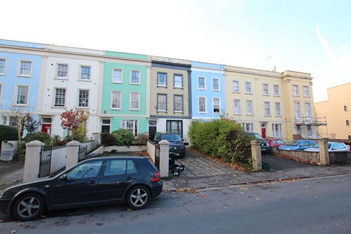 1 Bedroom Flat To Rent In Coronation Rd - Southville, BS3