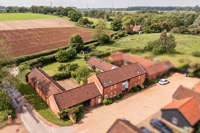 4 Bedroom Barn Conversion For Sale In Church Farm Barns, Rectory Lane, Little Melton, Norwich, NR9