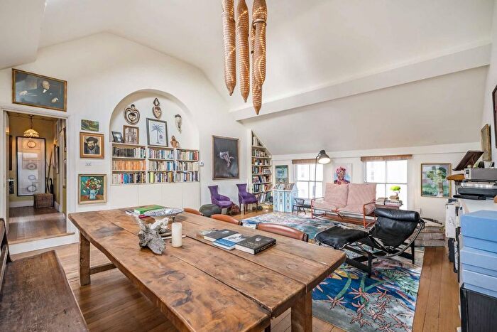 1 Bedroom Flat To Rent In Latimer Road, North Kensington, W10