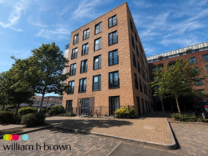 2 Bedroom Apartment To Rent In Maxwell Road, Romford, RM7